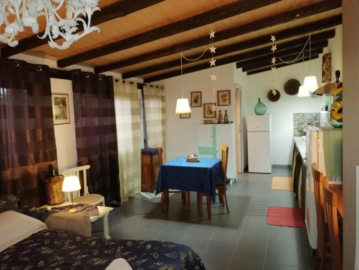 Casa Della Quercia Apartment San Giovanni La Punta Luaran gambar